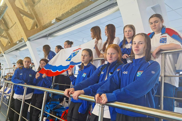 В Волгограде стартовал  первый тур основного  этапа Первенства России по водному поло  среди девушек до 18 лет