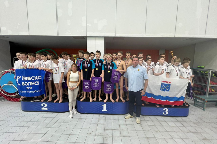 Поздравляем сборную команду Ленинградской области «КИНЕФ-1» с   третьим местом  тура на всероссийских соревнованиях по водному поло среди юношей до 14 лет «Золотой мяч» Молодцы!
