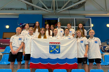 Завершился третий тур первенства России по водному поло среди девушек до 15 лет.