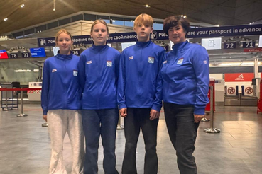 Сборная команда Ленинградской области стартует на Всероссийских соревнованиях по плаванию среди юношей и девушек 11-13 лет!